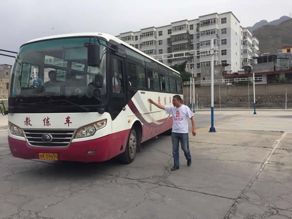 做到兩點(diǎn)，輕松考試，順利拿證
